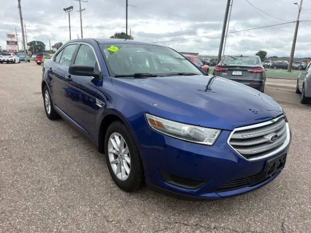 Ford Taurus photo 7