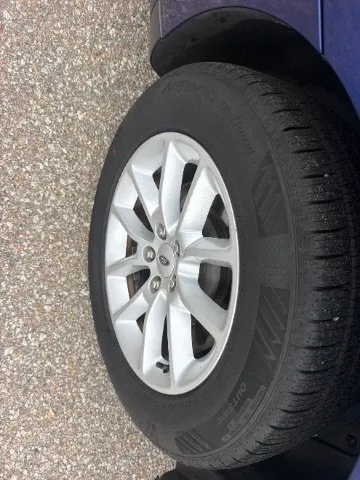 Ford Taurus photo 14