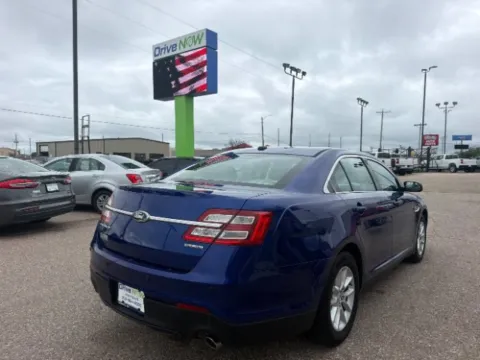 More photos of 2013 Ford Taurus SE at Drive Now Wichita, KS