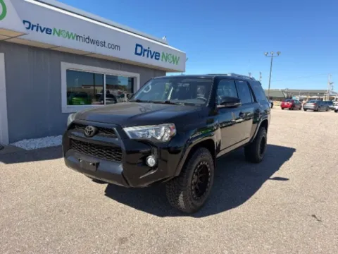 Black 2016 Toyota 4Runner SR5 for sale in Wichita, KS