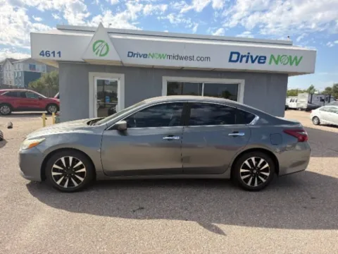 Photos of 2018 Nissan Altima 2.5 SV for sale in Wichita, KS at Drive Now Wichita