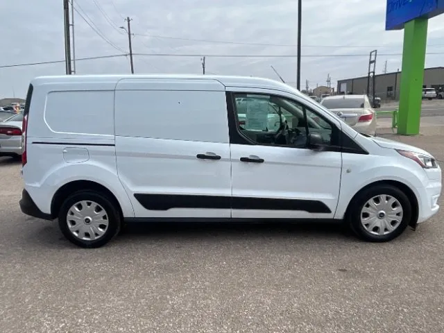 Ford Transit Connect photo 6