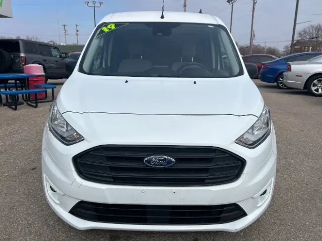 Ford Transit Connect photo 8