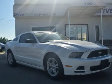 White 2014 Ford Mustang V6 Coupe for sale in Wichita, KS