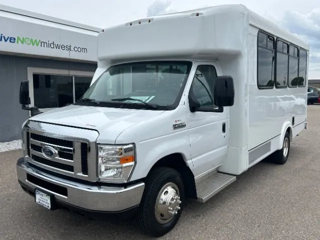2019 Ford E-Series Cutaway E450 for sale in Wichita, KS