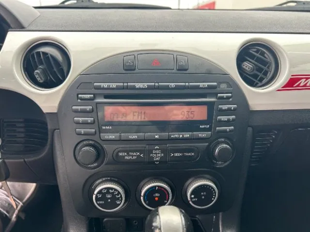Mazda MX-5 photo 18
