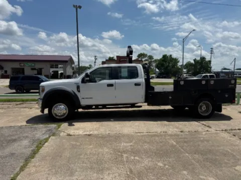 White 2019 Ford Super Duty F-450 DRW XL for sale in Wichita, KS