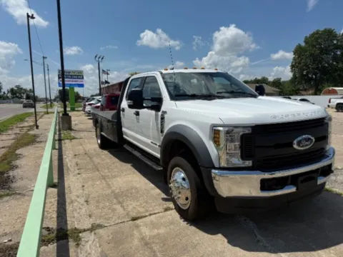 More photos of 2019 Ford Super Duty F-450 DRW XL at Drive Now Wichita, KS