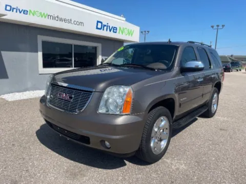 Beige 2012 GMC Yukon SLT for sale in Wichita, KS