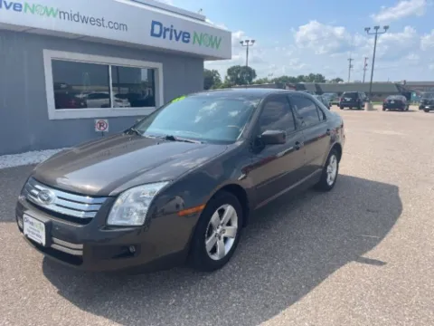 Silver 2006 Ford Fusion SE for sale in Wichita, KS