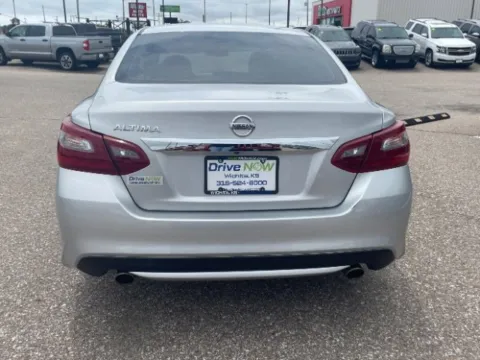 More photos of 2018 Nissan Altima 2.5 S at Drive Now Wichita, KS
