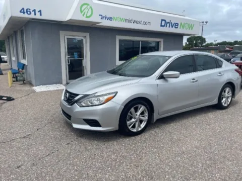 Silver 2018 Nissan Altima 2.5 S for sale in Wichita, KS
