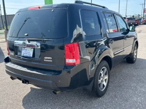 More photos of 2010 Honda Pilot Touring at Drive Now Wichita, KS