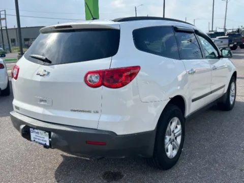 More photos of 2012 Chevrolet Traverse LS at Drive Now Wichita, KS