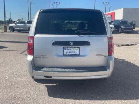 More photos of 2009 Dodge Grand Caravan SE at Drive Now Wichita, KS