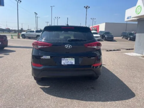 More photos of 2017 Hyundai Tucson SE at Drive Now Wichita, KS