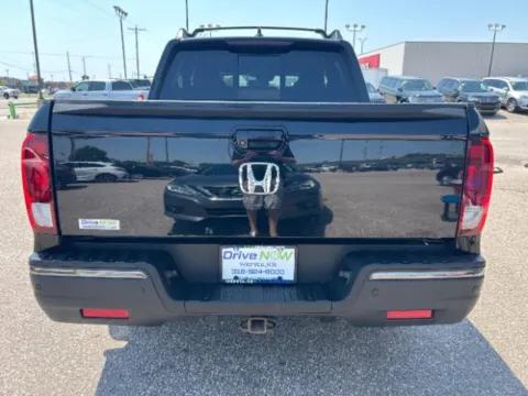 More photos of 2018 Honda Ridgeline Black Edition at Drive Now Wichita, KS