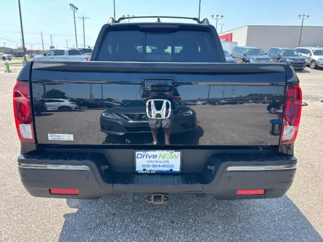 Honda Ridgeline photo 4