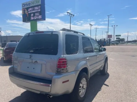 More photos of 2006 Mercury Mariner Luxury 4WD at Drive Now Wichita, KS