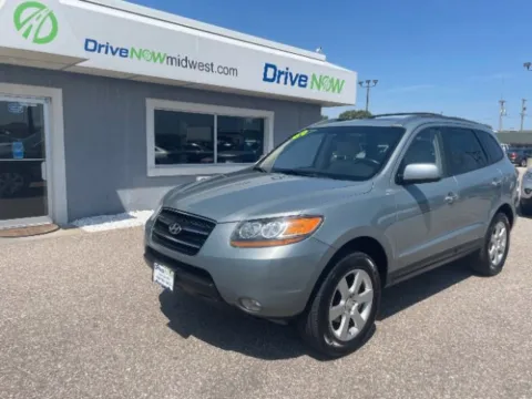Green 2009 Hyundai Santa Fe Limited for sale in Wichita, KS