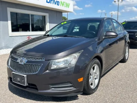 Gray 2014 Chevrolet Cruze 1LT for sale in Wichita, KS