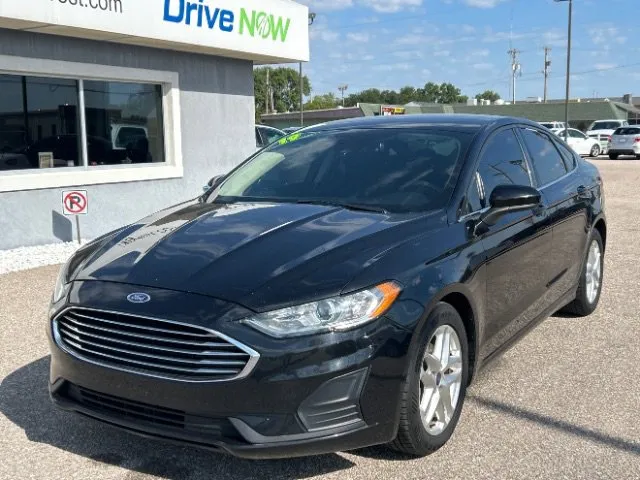 Black 2019 Ford Fusion SE for sale in Wichita, KS
