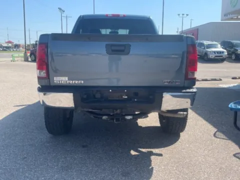 More photos of 2008 GMC Sierra 1500 SL at Drive Now Wichita, KS