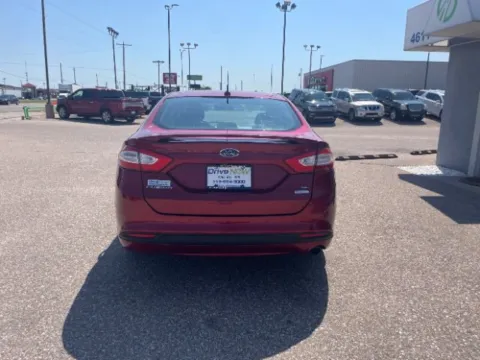 More photos of 2013 Ford Fusion SE at Drive Now Wichita, KS