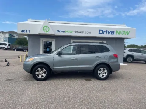Photos of 2009 Hyundai Santa Fe GLS for sale in Wichita, KS at Drive Now Wichita