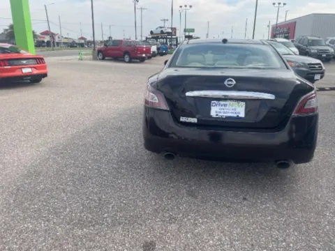 More photos of 2013 Nissan Maxima 3.5 SV w/Premium Pkg at Drive Now Wichita, KS