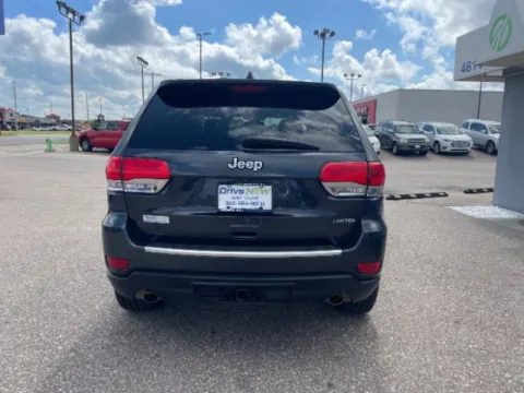 More photos of 2014 Jeep Grand Cherokee Limited at Drive Now Wichita, KS