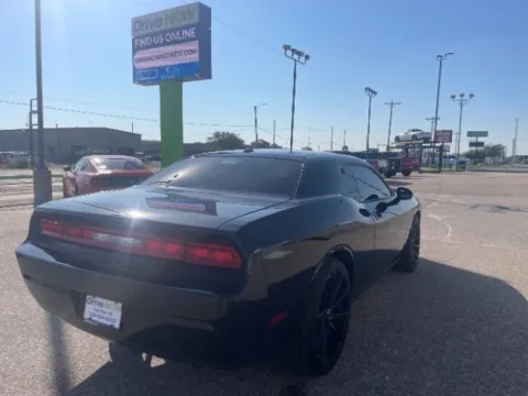 More photos of 2009 Dodge Challenger SE at Drive Now Wichita, KS