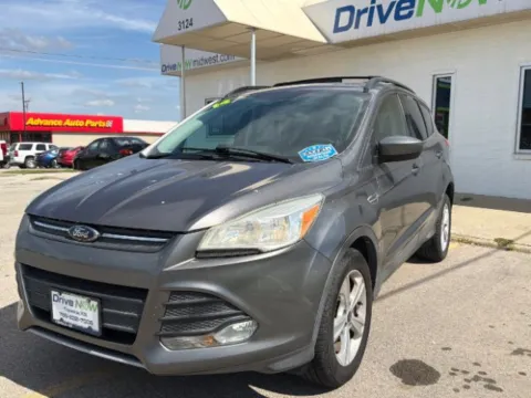 Gray 2014 Ford Escape SE for sale in Wichita, KS