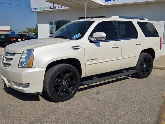 2013 Cadillac Escalade Premium for sale in Wichita, KS