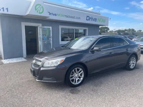 Gray 2013 Chevrolet Malibu LT for sale in Wichita, KS