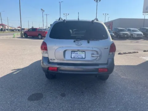 More photos of 2006 Hyundai Santa Fe Limited 2WD at Drive Now Wichita, KS
