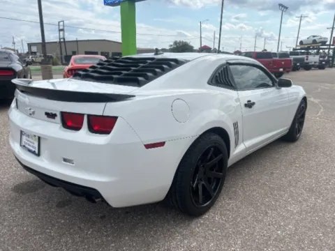 More photos of 2010 Chevrolet Camaro 1LT at Drive Now Wichita, KS