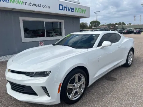 White 2017 Chevrolet Camaro 1LT for sale in Wichita, KS