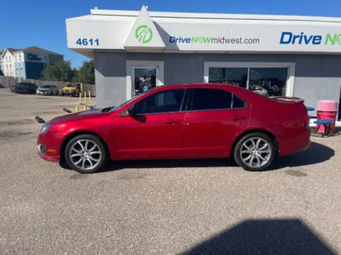 Photos of 2011 Ford Fusion SE for sale in Wichita, KS at Drive Now Wichita