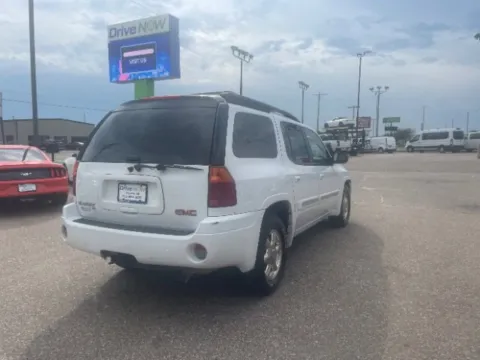 More photos of 2002 GMC Envoy XL SLT at Drive Now Wichita, KS