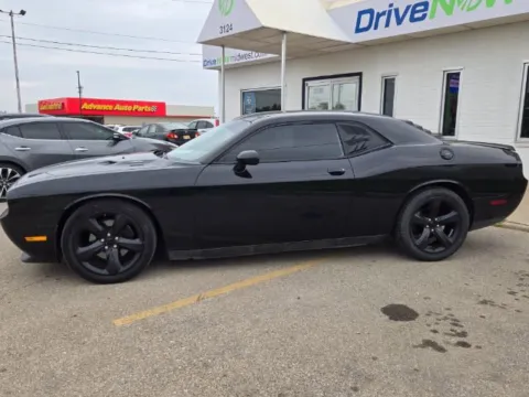 More photos of 2014 Dodge Challenger R/T at Drive Now Wichita, KS