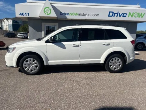 Photos of 2018 Dodge Journey SE for sale in Wichita, KS at Drive Now Wichita