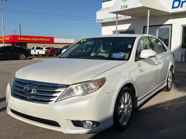 White 2011 Toyota Avalon Limited for sale in Wichita, KS