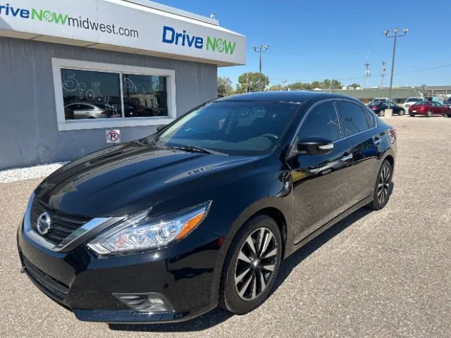 Black 2018 Nissan Altima 2.5 SL for sale in Wichita, KS