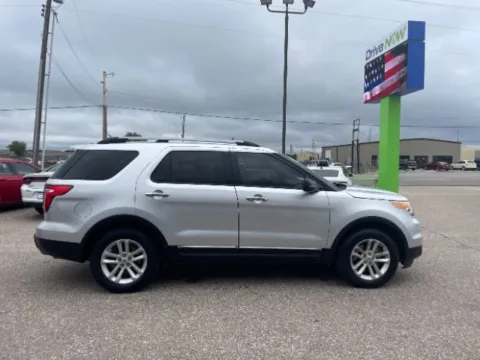 More photos of 2014 Ford Explorer XLT at Drive Now Wichita, KS