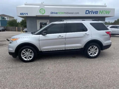 Photos of 2014 Ford Explorer XLT for sale in Wichita, KS at Drive Now Wichita