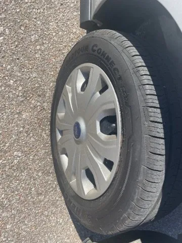 Ford Transit Connect photo 16