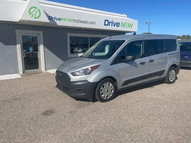 Silver 2022 Ford Transit Connect Wagon XL for sale in Wichita, KS