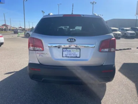 More photos of 2011 Kia Sorento LX at Drive Now Wichita, KS