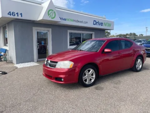 Red 2014 Dodge Avenger SXT for sale in Wichita, KS